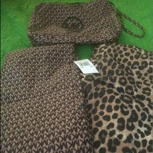 Michael Kors Reversible Scarf